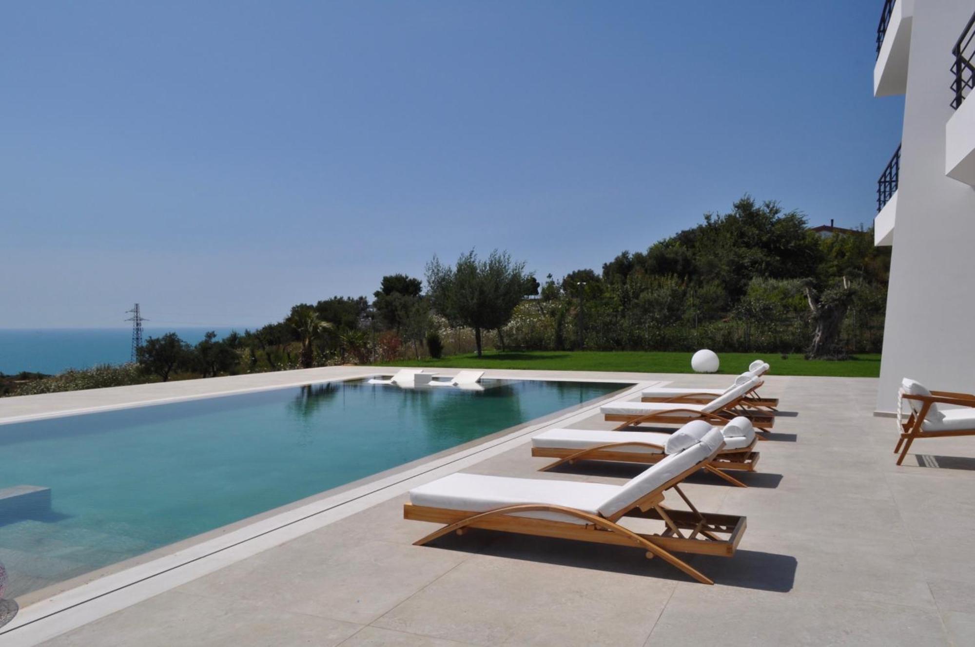 Villa Esmi Durres Kryemëdhej Extérieur photo