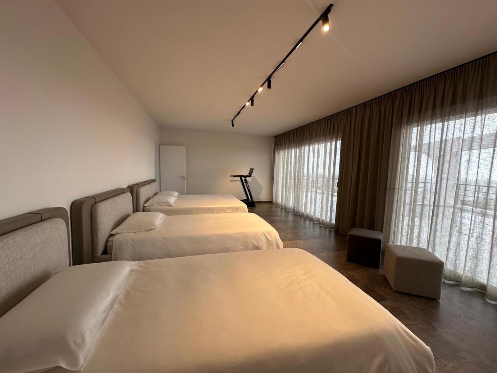 Villa Esmi Durres Kryemëdhej Extérieur photo