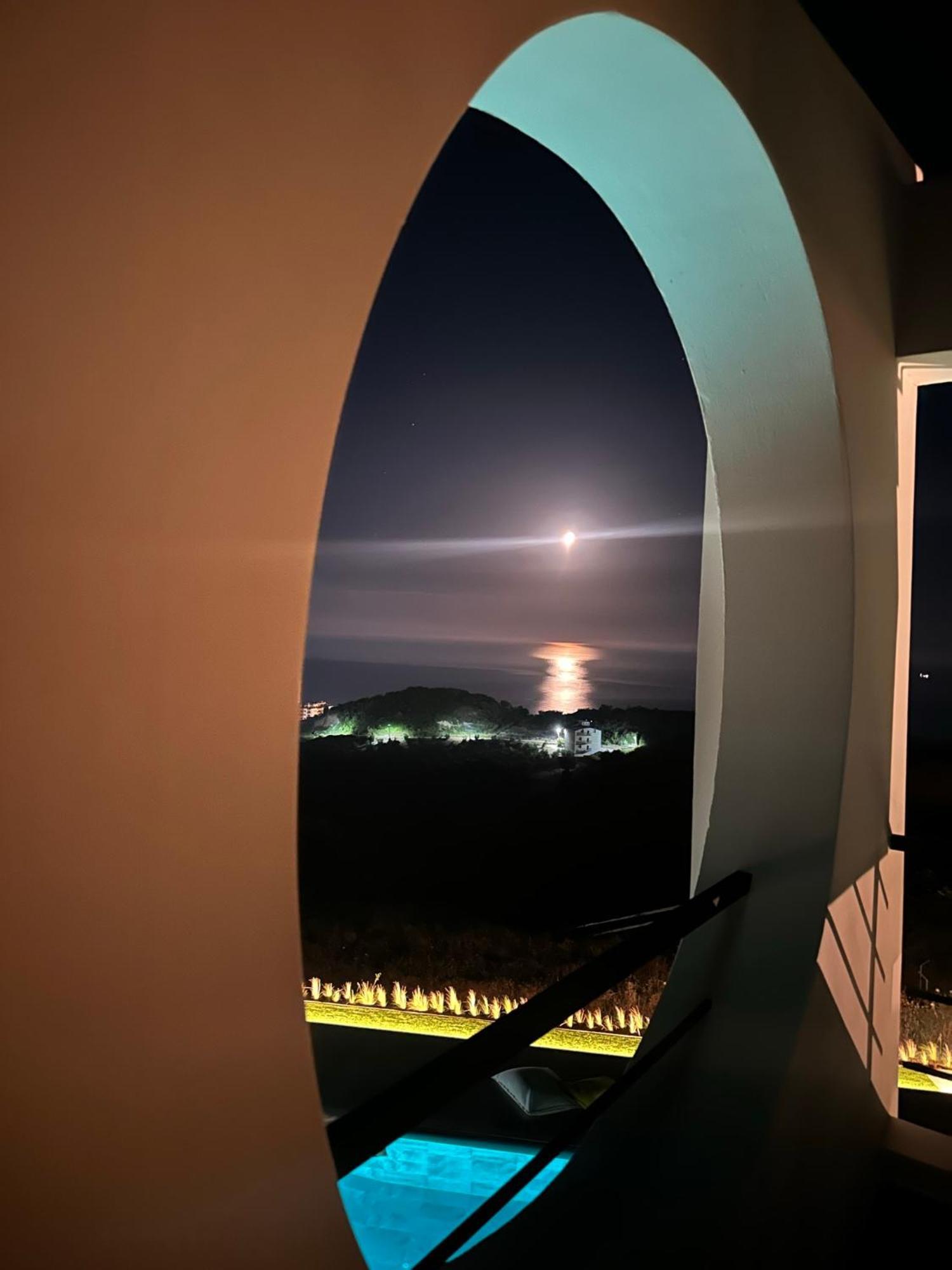 Villa Esmi Durres Kryemëdhej Extérieur photo