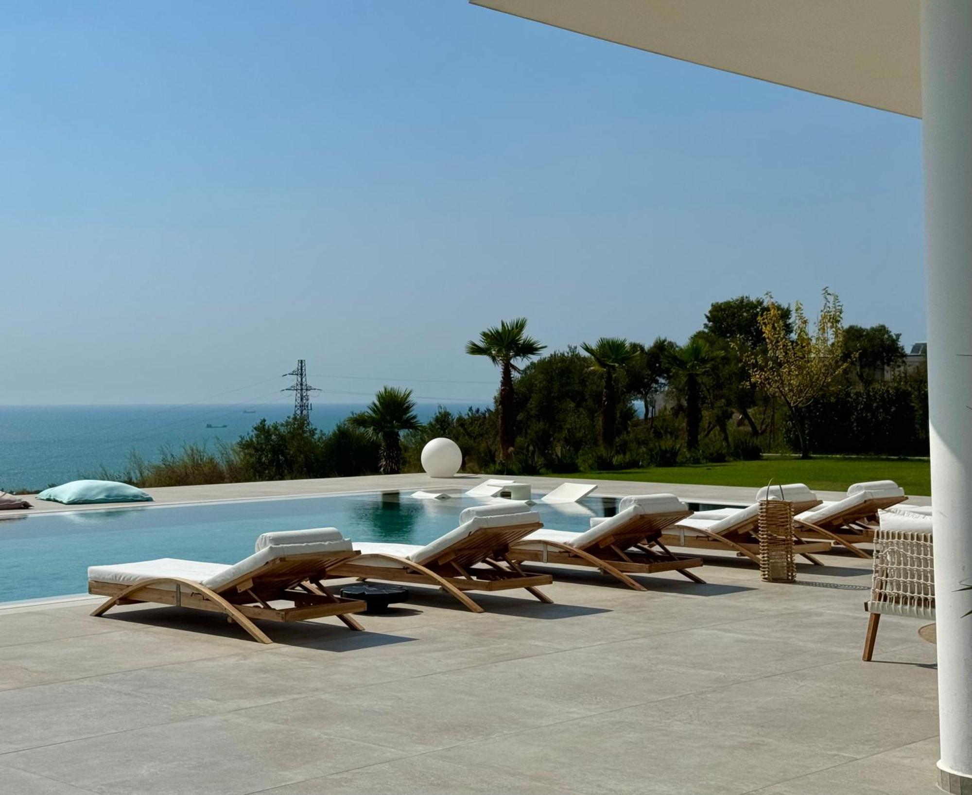 Villa Esmi Durres Kryemëdhej Extérieur photo